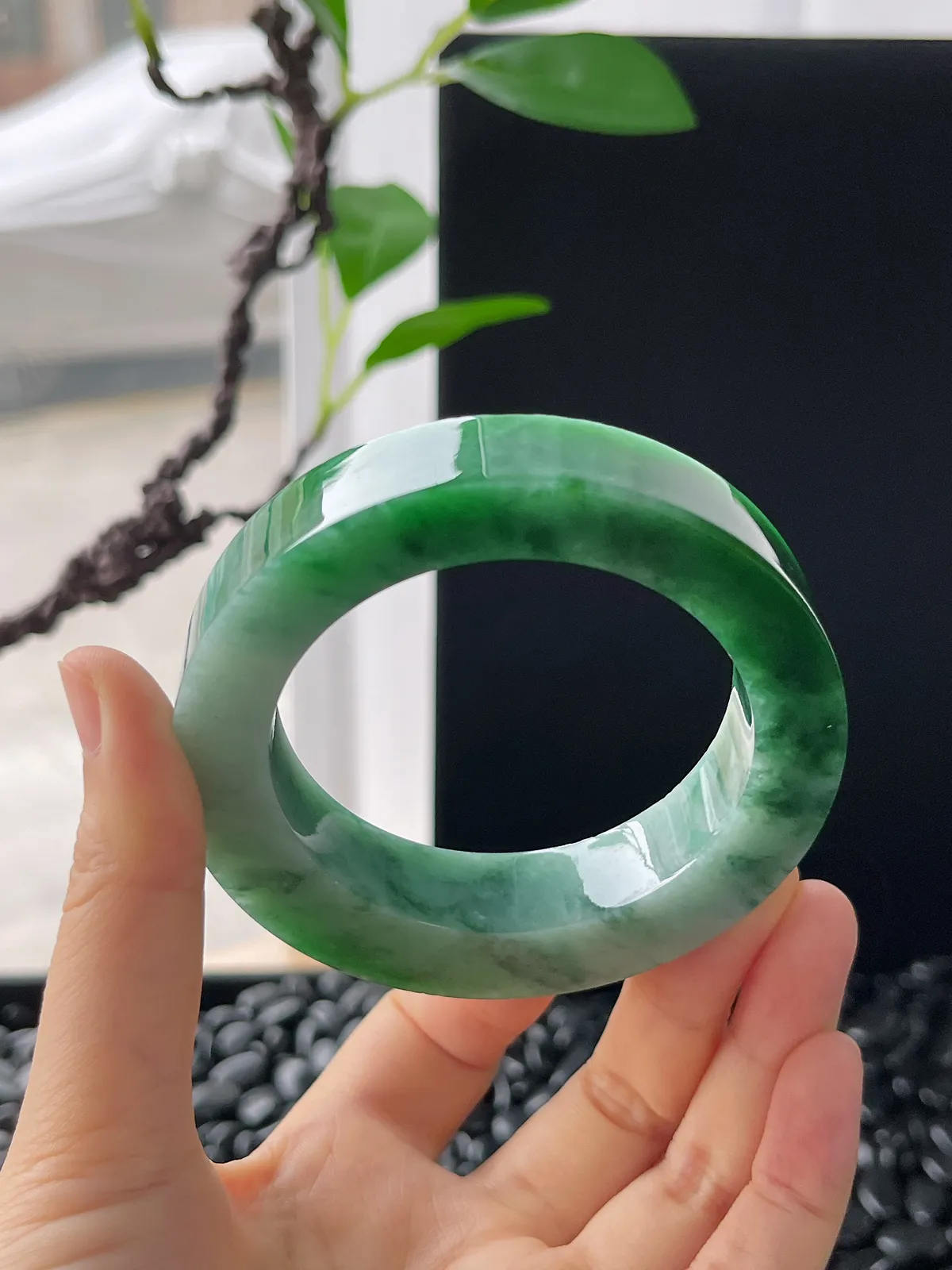 翡翠镯饼，⭕️正圈最大做57，圆条最大做53，最小做52.6