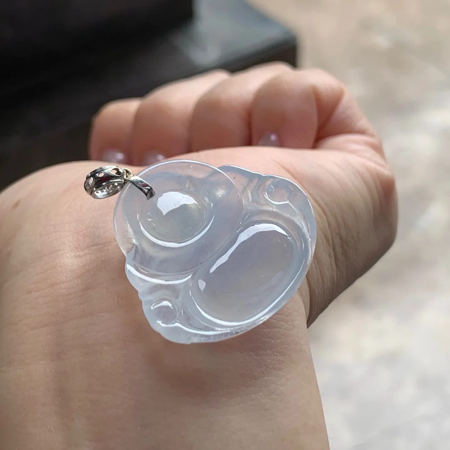 冰种坐佛
种水优秀，笑口常开
