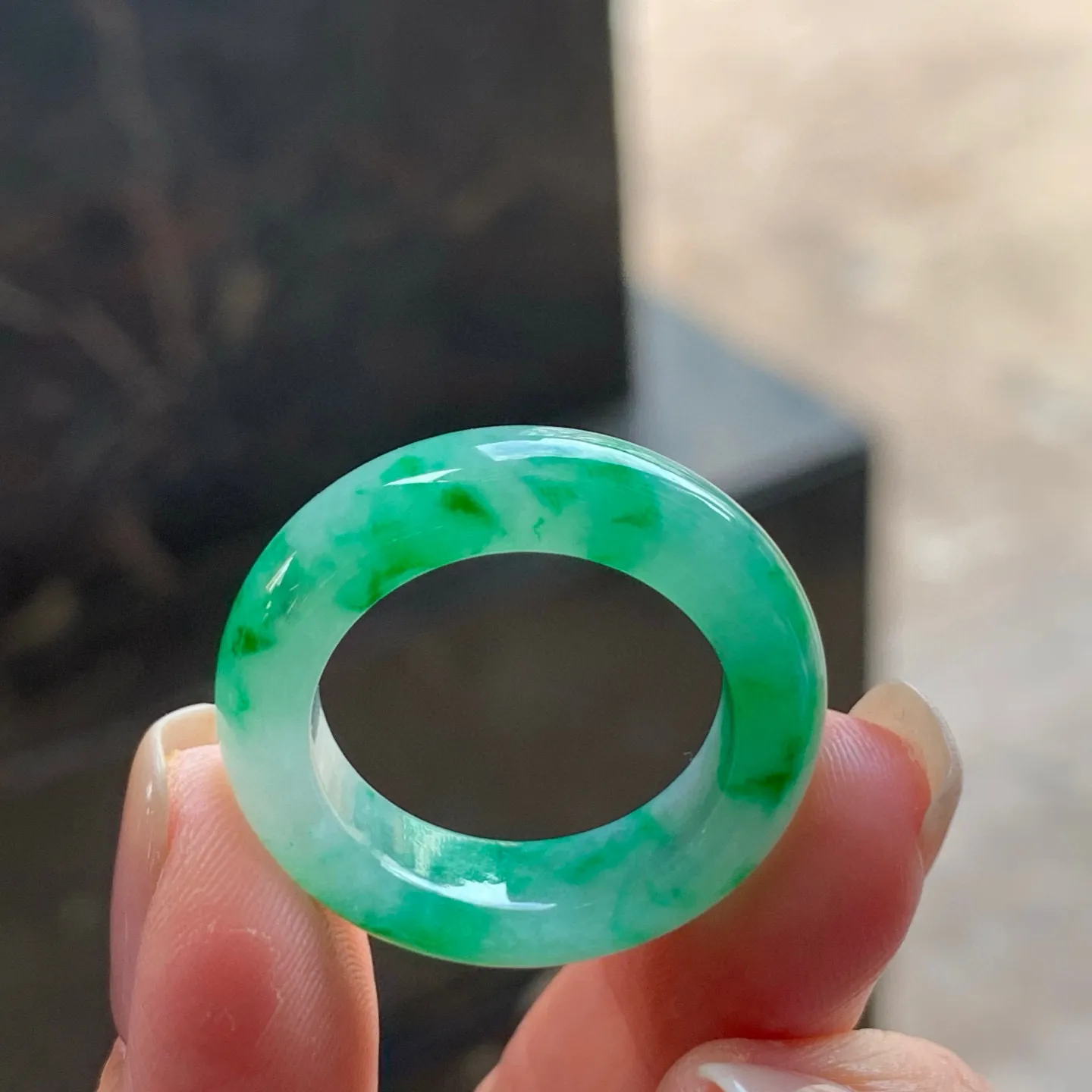 冰辣绿指环
种好水润