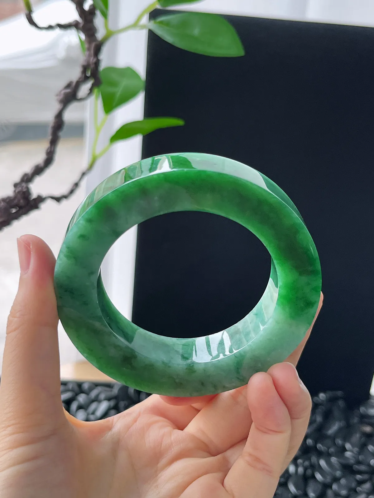 翡翠镯饼，⭕️正圈最大做61，圆条最大做57，最小做52.7