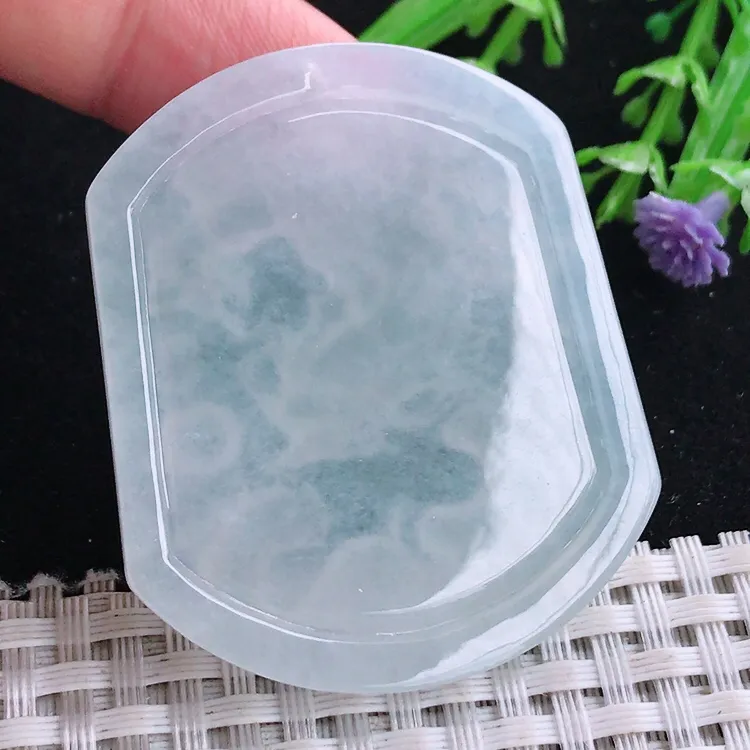 自然光50/42.3/5.4老坑冰胶果冻白净龙牌吊坠玉石玉坠挂件