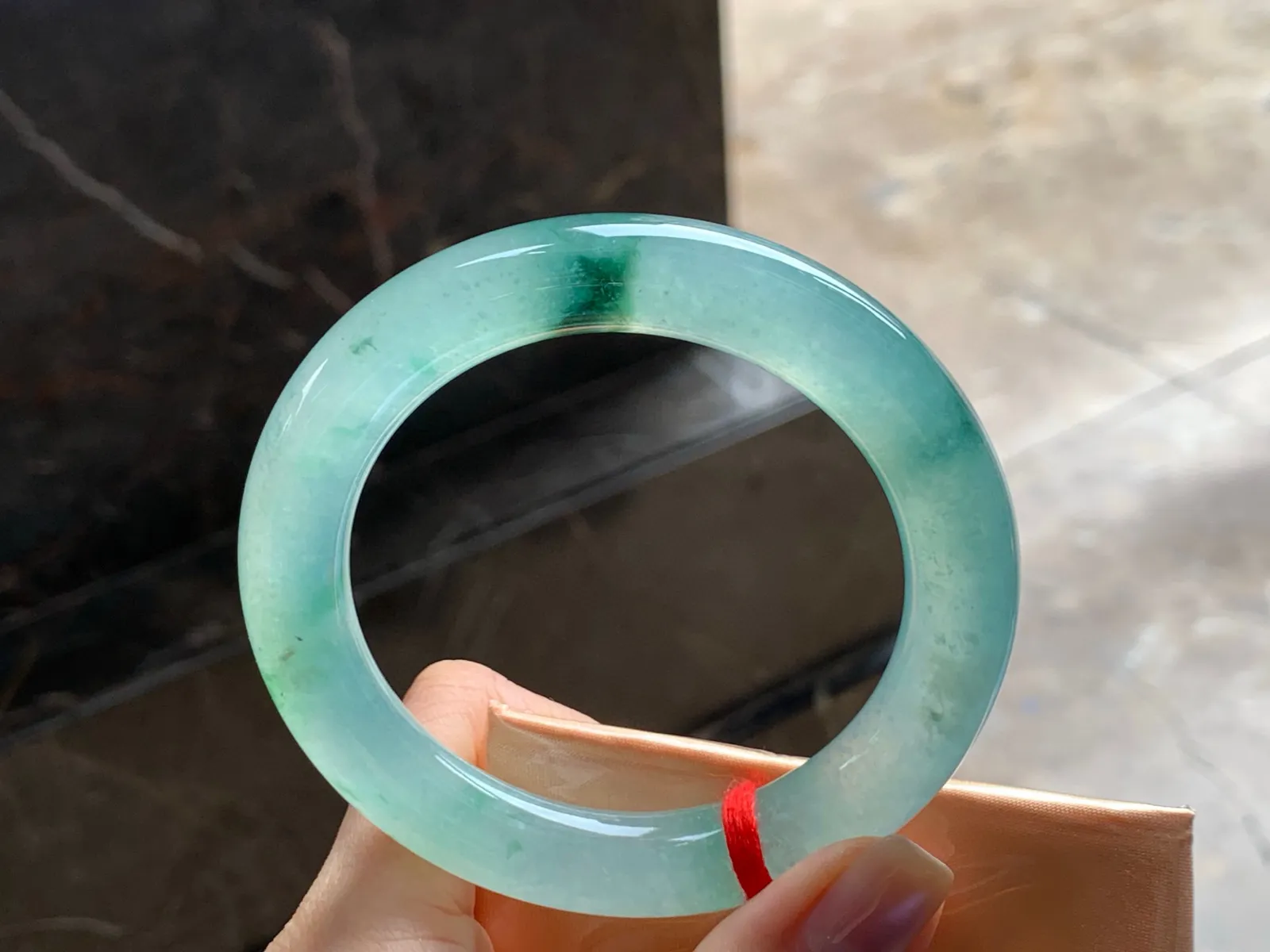冰晴飘花福镯
种好水足 55/10.5mm