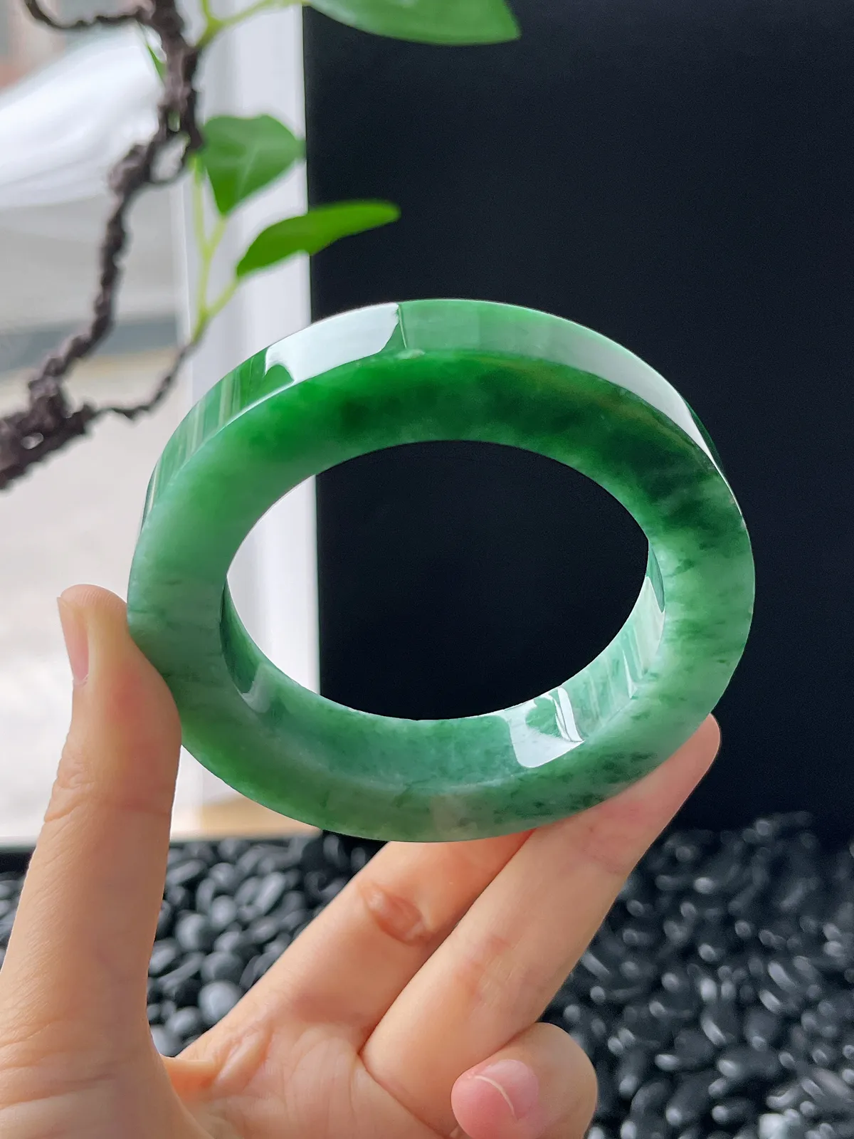 翡翠镯饼，⭕️正圈最大做58，圆条最大做54，最小做53.5