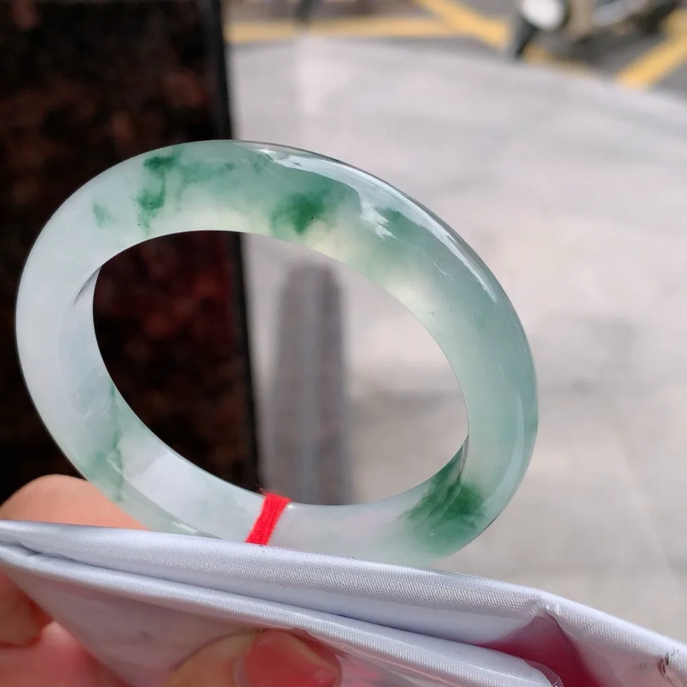 正圈冰玻飘花 无瑕 尺寸:50.2/10.8/7.5 花美 种水好