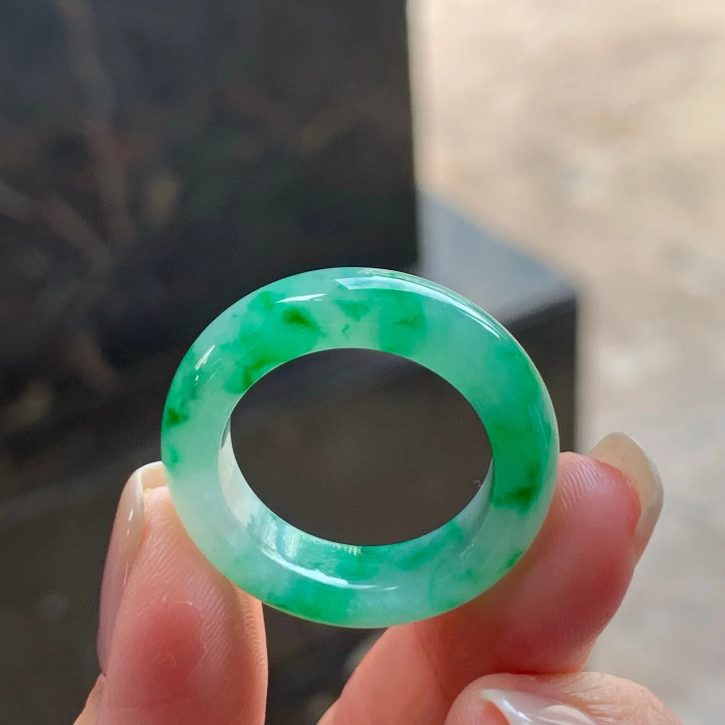 冰辣绿指环
种好水润