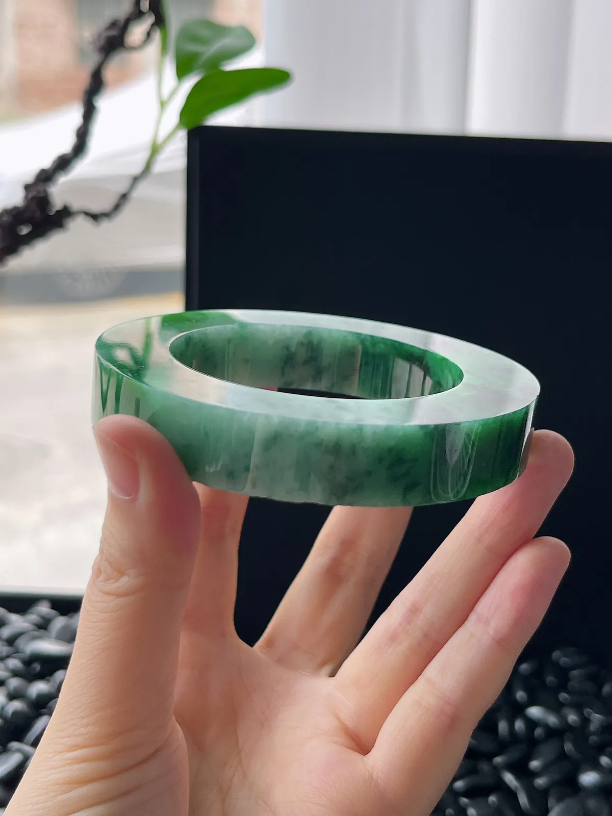 翡翠镯饼，⭕️正圈最大做62，圆条最大做58，最小做52.7