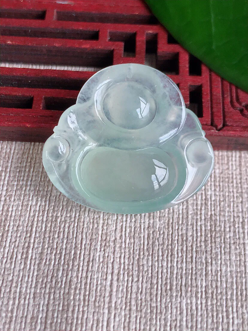 a货翡翠老坑冰种飘花无事牌吊坠 尺寸54×37×6mm 重量34.79g 0701