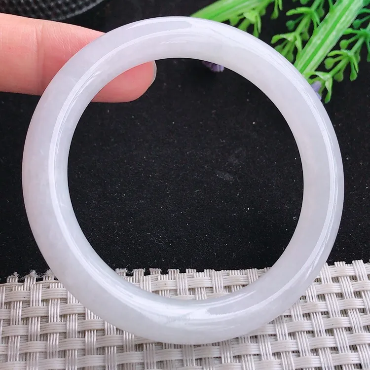 自然光54/9.2/9老坑冰润起胶月光白圆条手镯翡翠玉镯美人镯