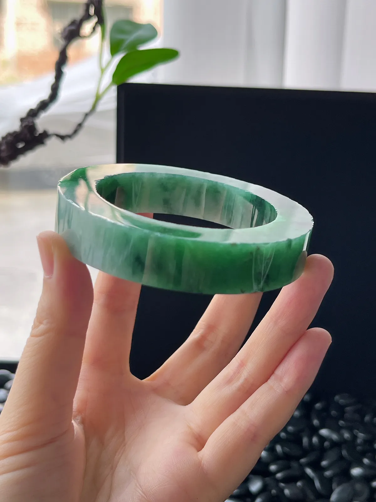 翡翠镯饼，⭕️正圈最大做57，圆条最大做53，最小做52.6