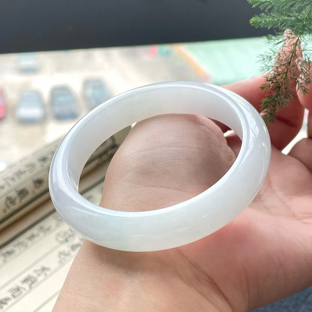 【清新白月光】
尺寸：57×12.9×8.3