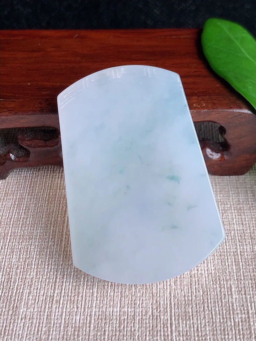a货翡翠老坑冰种飘花无事牌吊坠 尺寸54×37×6mm 重量34.79g 0701