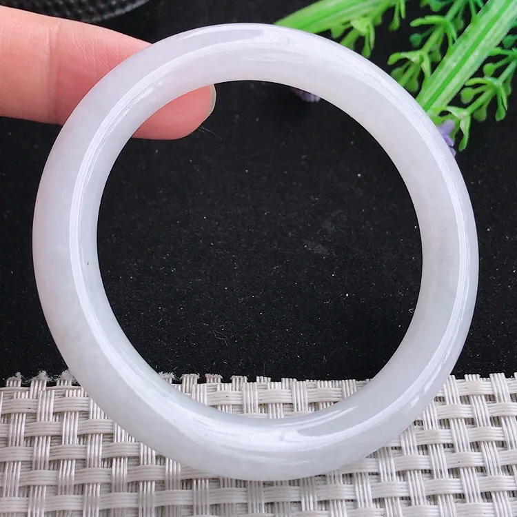 自然光54/9.2/9老坑冰润起胶月光白圆条手镯翡翠玉镯美人镯
