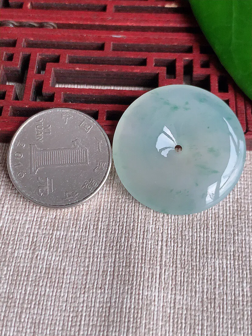 a货翡翠老坑冰种飘花平安扣吊坠 尺寸31×5mm 重量10.60g 0701