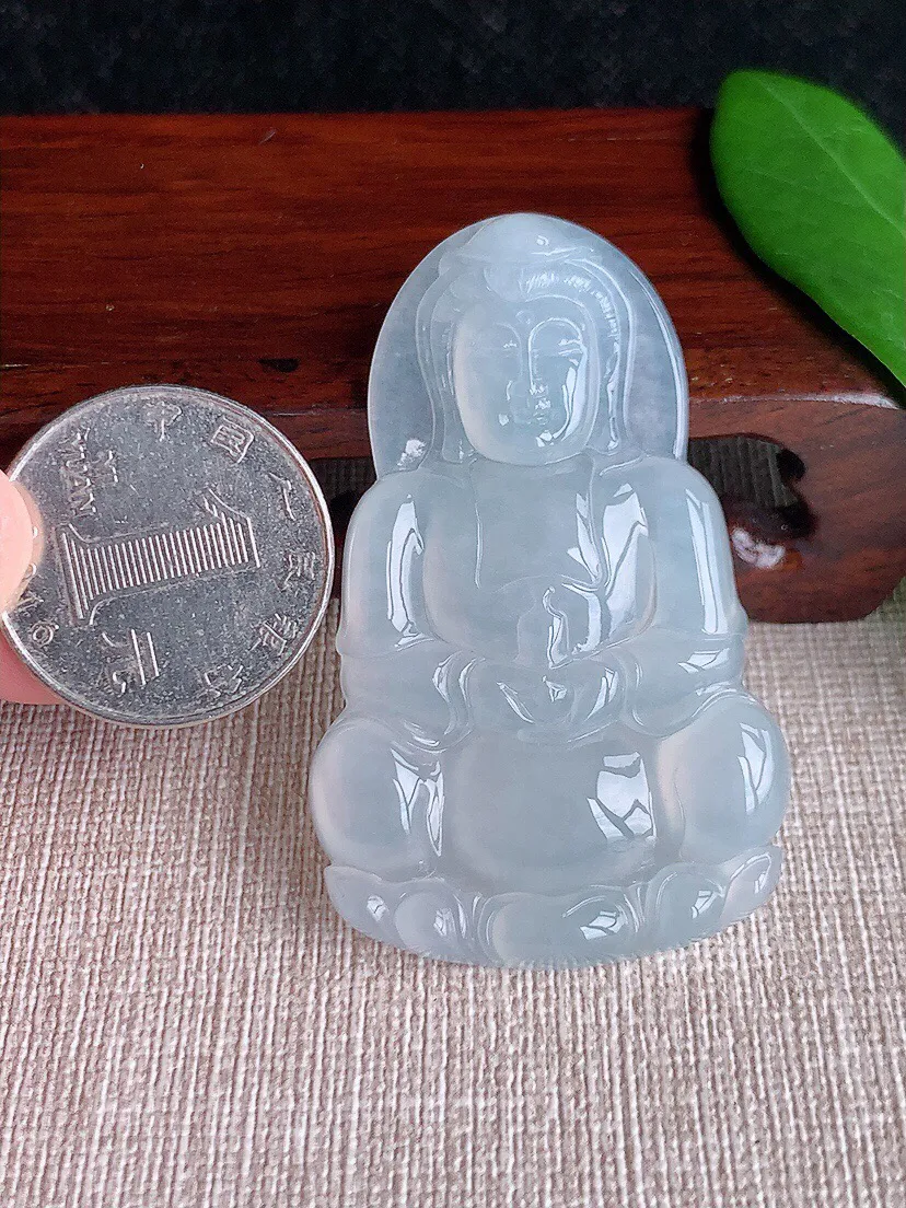 a货翡翠老坑冰种白月光正装观音吊坠 尺寸54.6×34×5.5mm 重量18.27g 0701