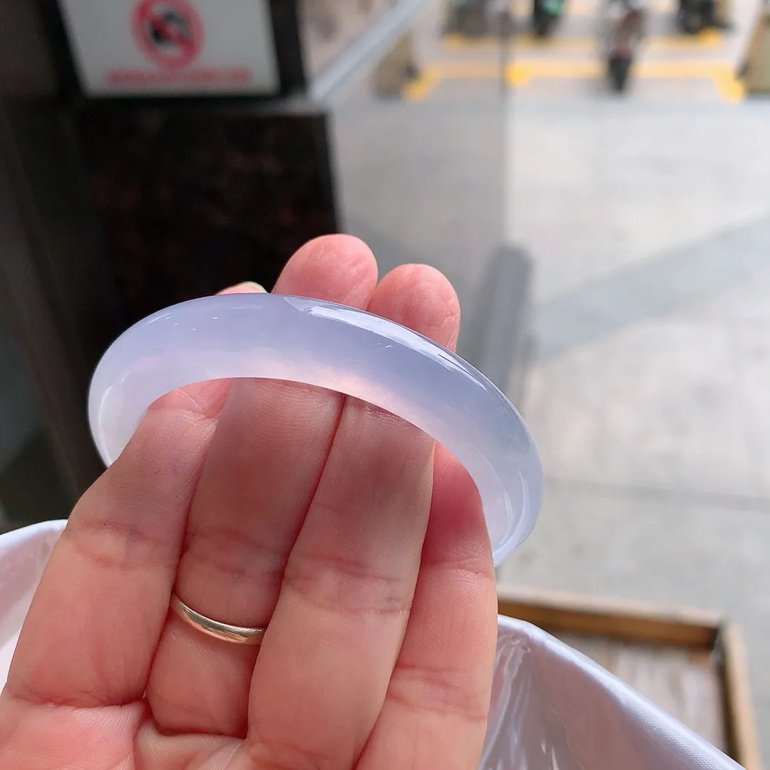 正圈冰玻紫罗兰 微石纹不明显 尺寸:51.1/9.8/7.9 种色俱佳