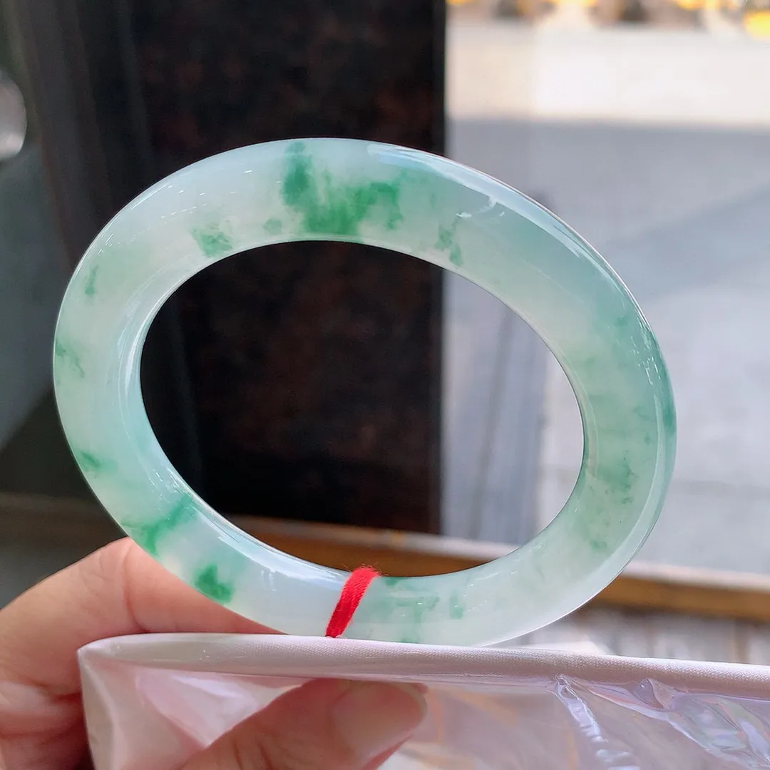 圆条冰玻绿花 无瑕 尺寸:59.2/10.7 花美 种水好️️