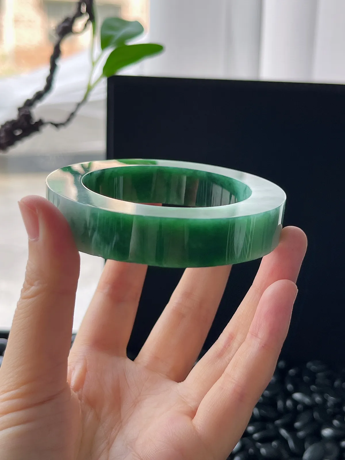 翡翠镯饼，⭕️正圈最大做57，圆条最大做53，最小做52.6