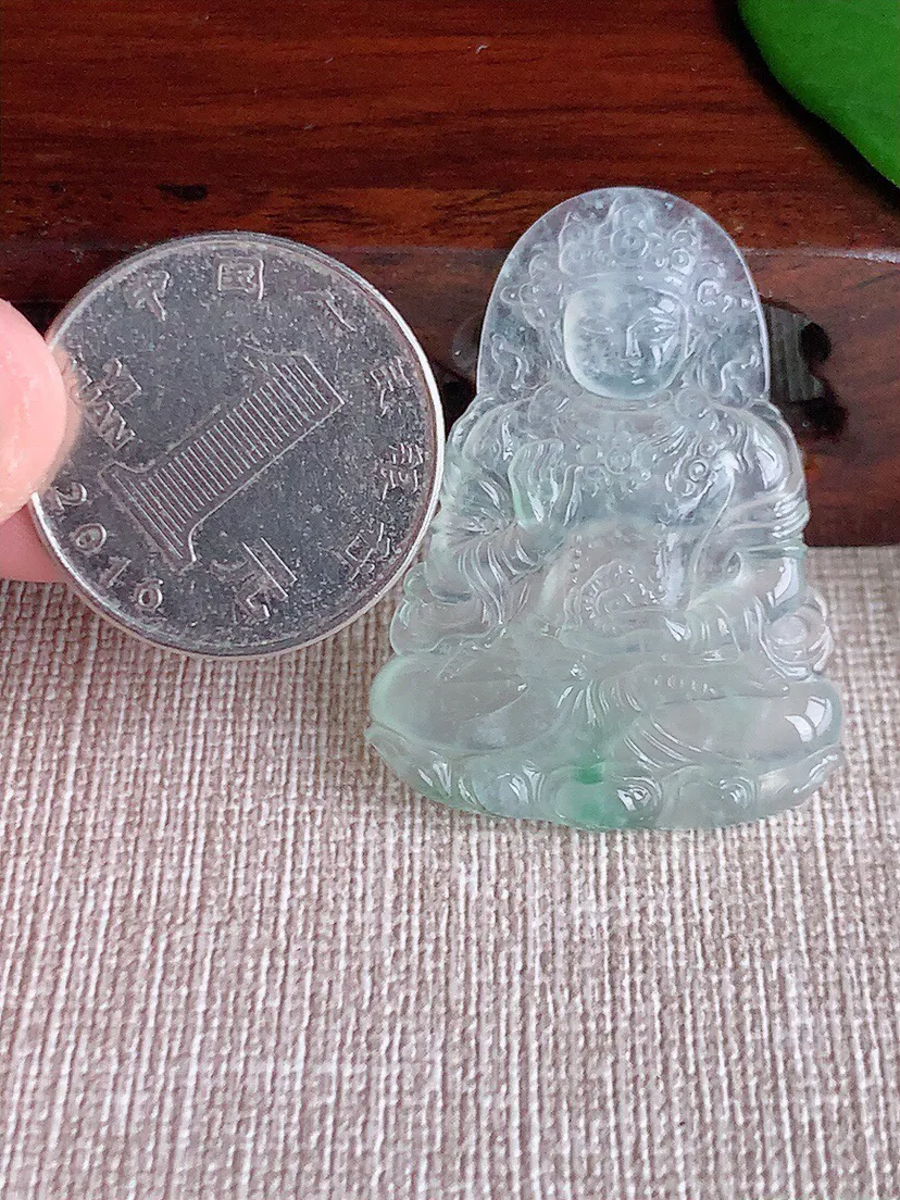 a货翡翠老坑冰种飘花度母观音 尺寸37.8×28.5×3.5mm 重量7.08g 0701