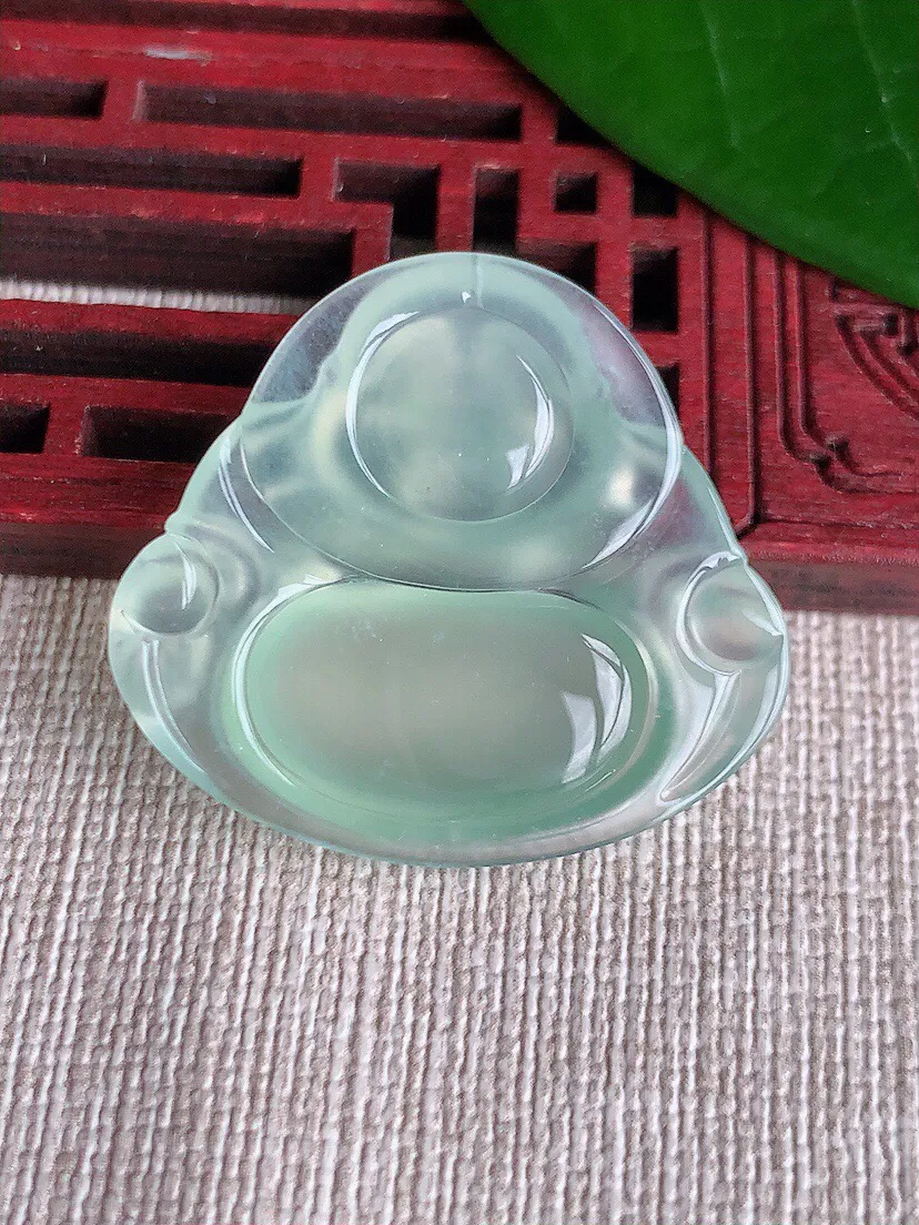 a货翡翠老坑玻璃种晴水佛公吊坠 尺寸29.6×32.6×5.6mm 重量8.12g 0701