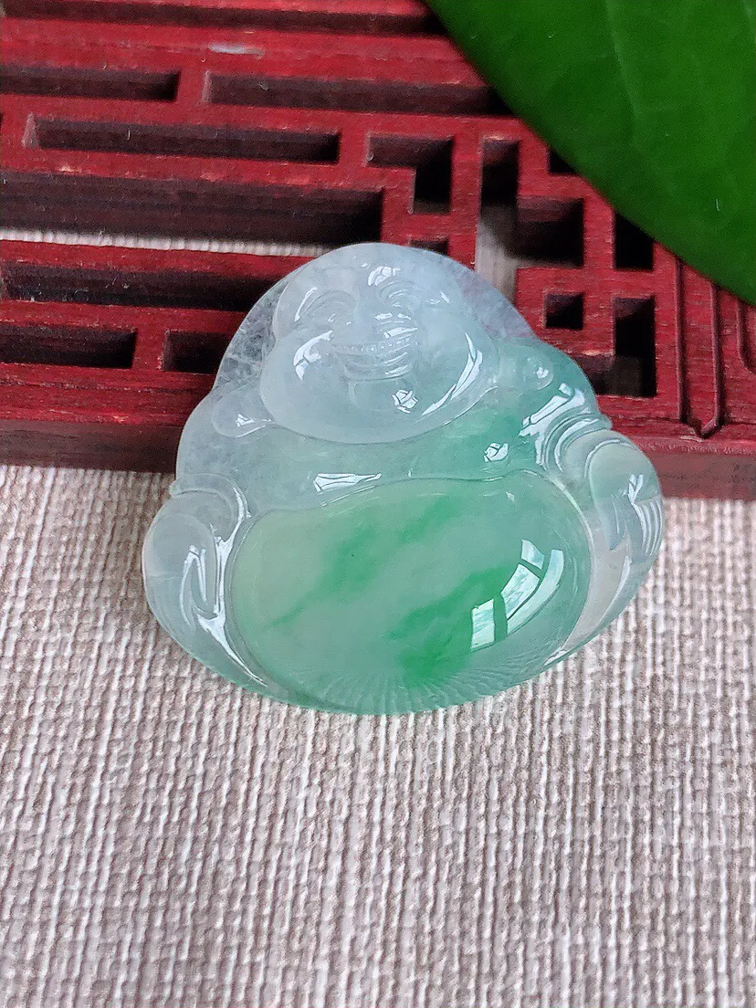 a货翡翠老坑冰种飘绿一刀切佛公吊坠 尺寸28.6×31×6mm 重量9.07g 0702