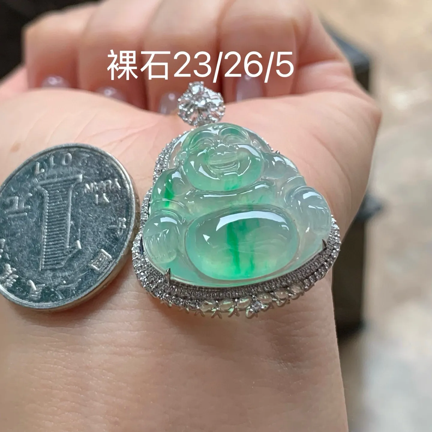 冰种阳绿坐佛
真金镶嵌 精致