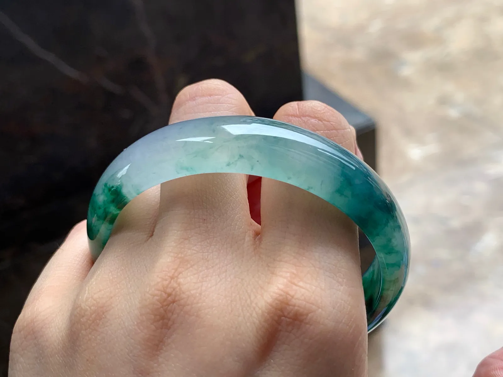 冰飘花手镯
种老58.7/14.5/7mm