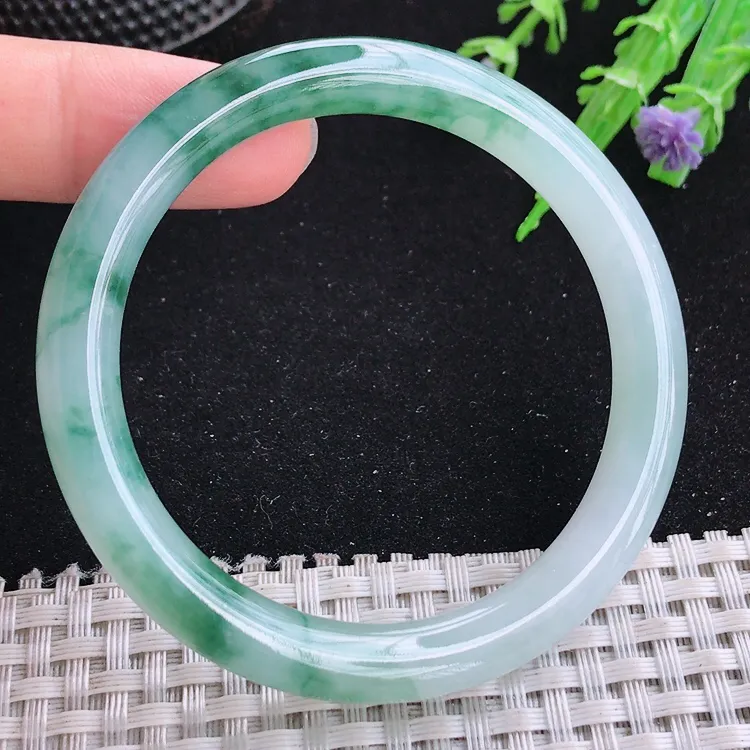自然光53/8.2/8老坑冰胶水灵上啊细条圆条手镯翡翠玉镯收藏美人镯