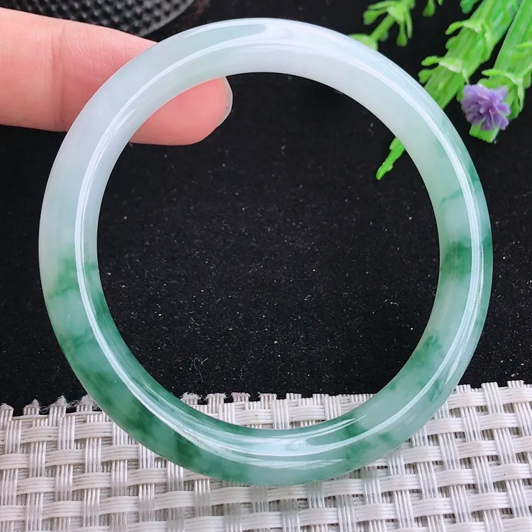 自然光53/8.2/8老坑冰胶水灵上啊细条圆条手镯翡翠玉镯收藏美人镯