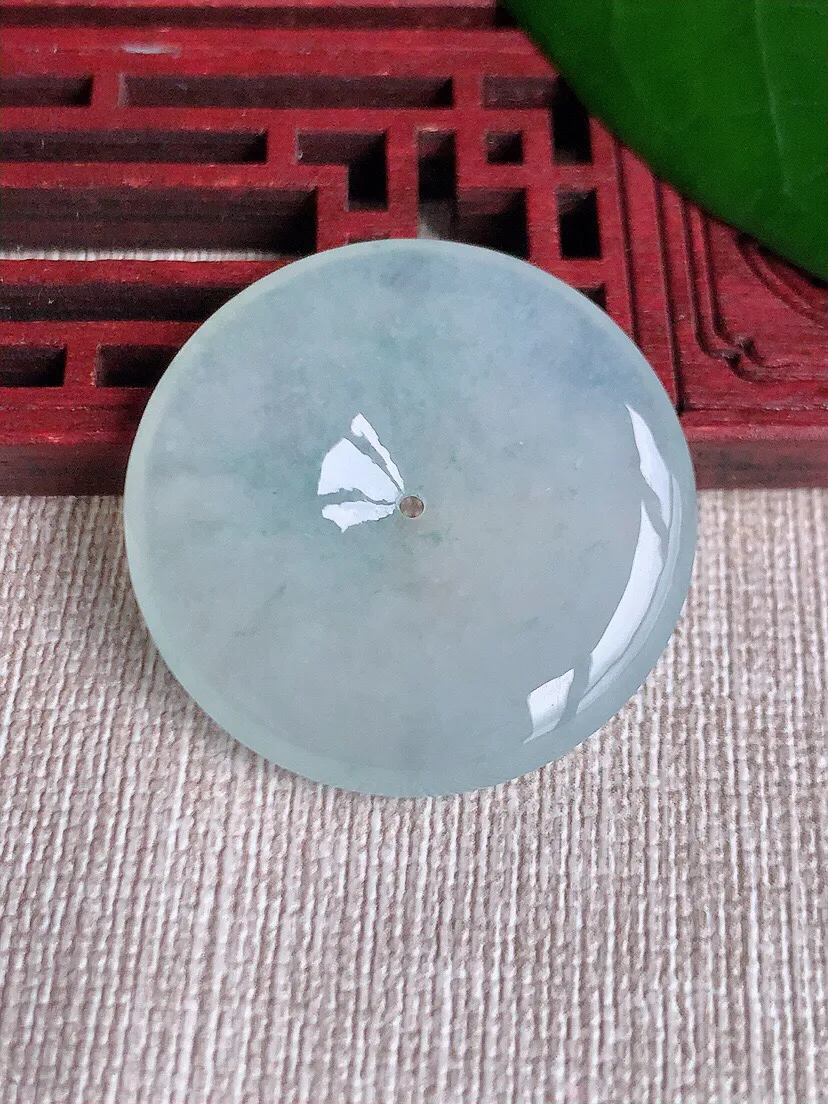 a货翡翠老坑冰种飘花平安扣吊坠 尺寸32×5.4mm 重量12.70g 0702