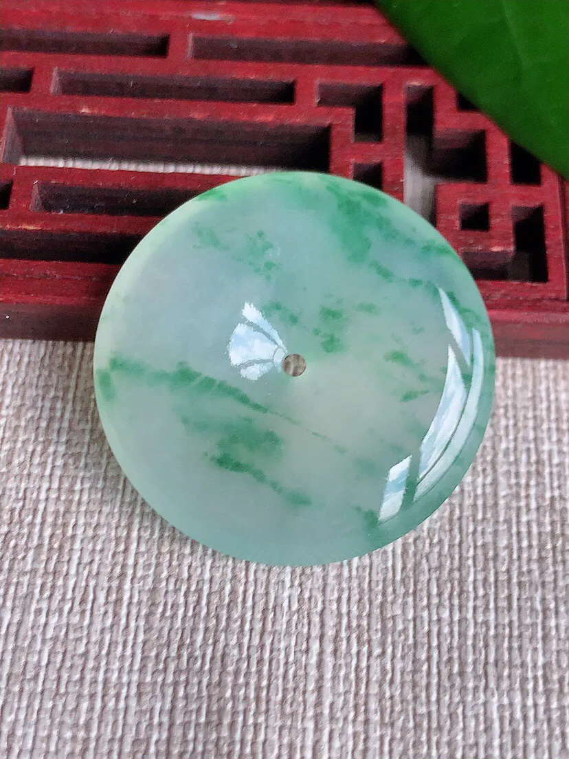 a货翡翠老坑冰种飘花平安扣吊坠 尺寸30.3×5.4mm 重量10.84g 0702