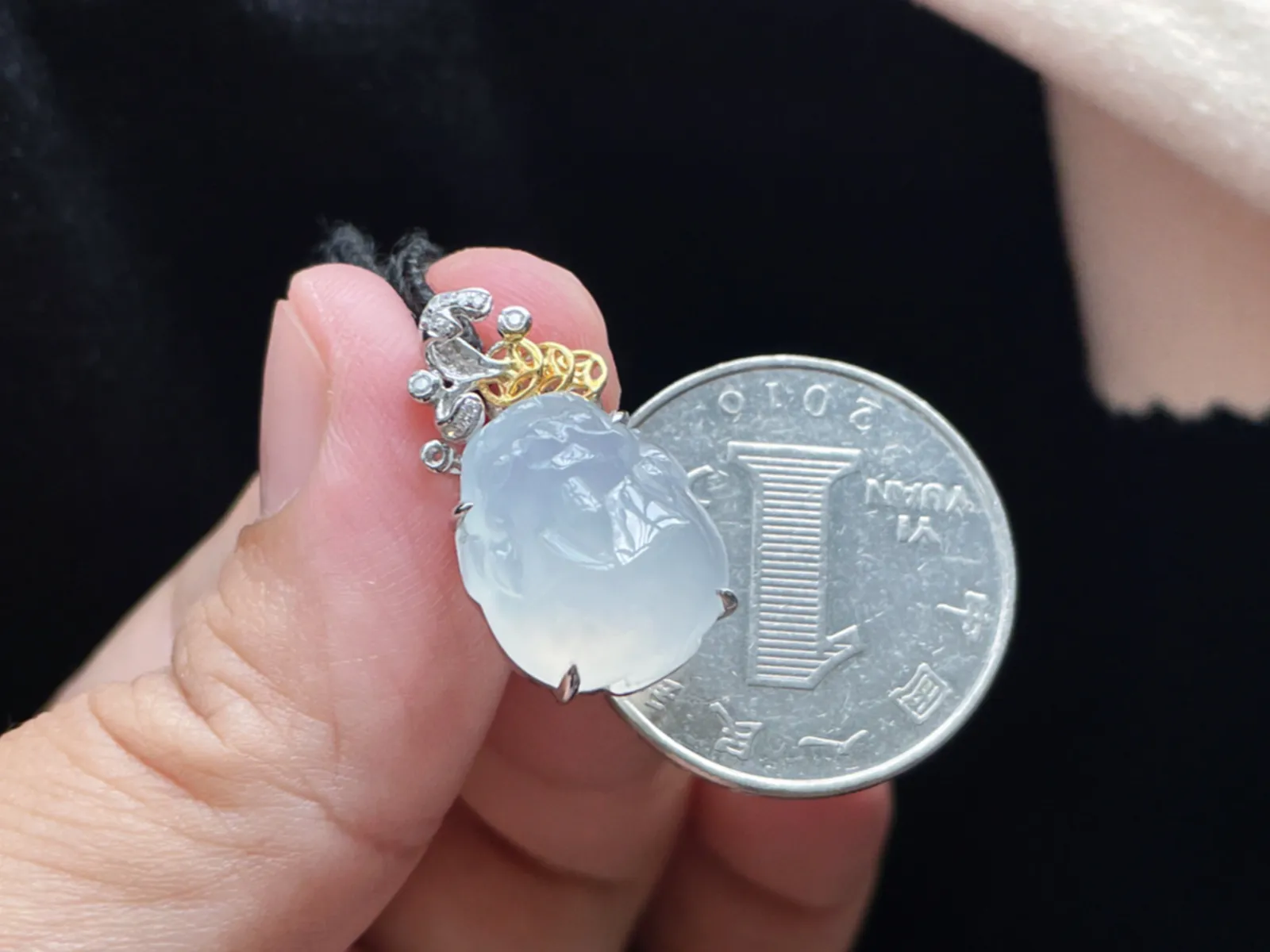 18K 冰种·貔貅

裸15.2-12.8-5.6