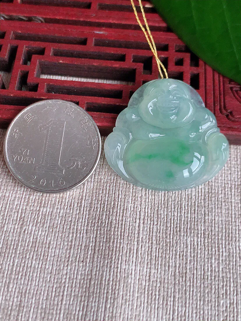 a货翡翠老坑冰种飘绿佛公吊坠 尺寸29.7×32×6mm 重量9.11g 0702