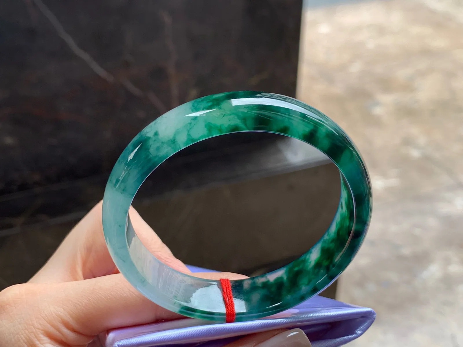冰飘花手镯
种老58.7/14.5/7mm