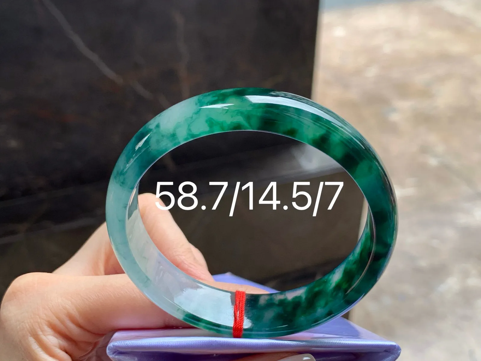 冰飘花手镯
种老58.7/14.5/7mm