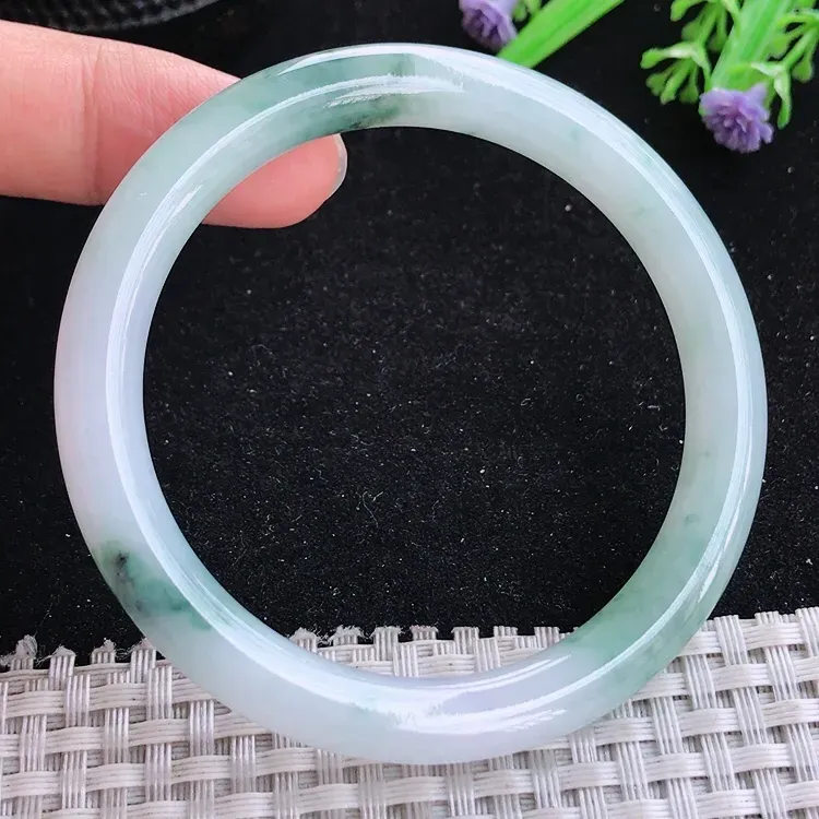 自然光55/8.1/8.2老坑冰胶水灵飘花圆条手镯翡翠玉镯收藏美人镯