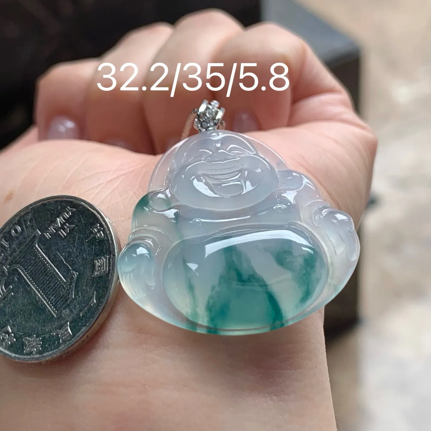 冰种飘花坐佛
清爽 金扣
