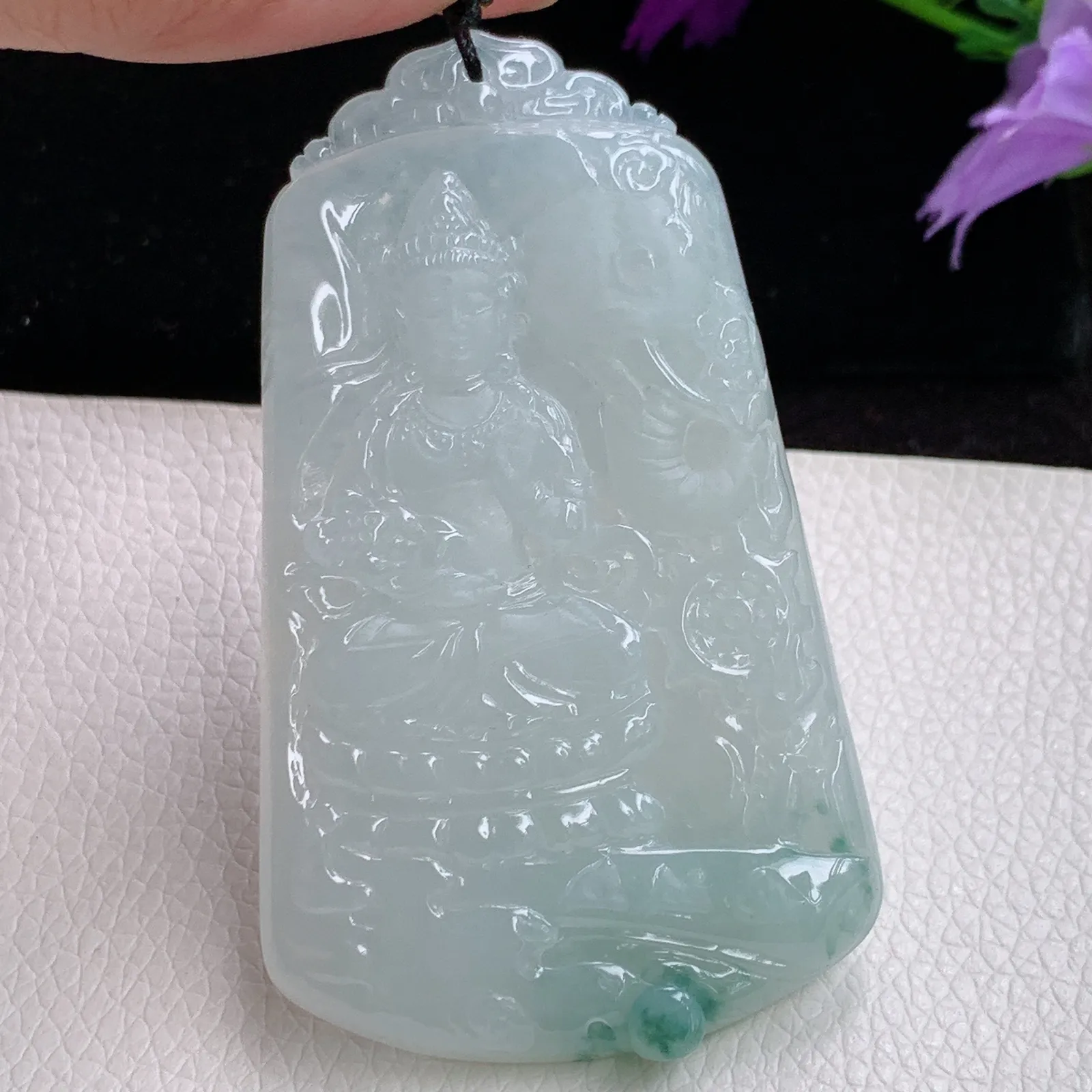 kh实拍67.3*40*6天然翡翠精雕冰润飘花生肖守护神普贤菩萨玉吊坠