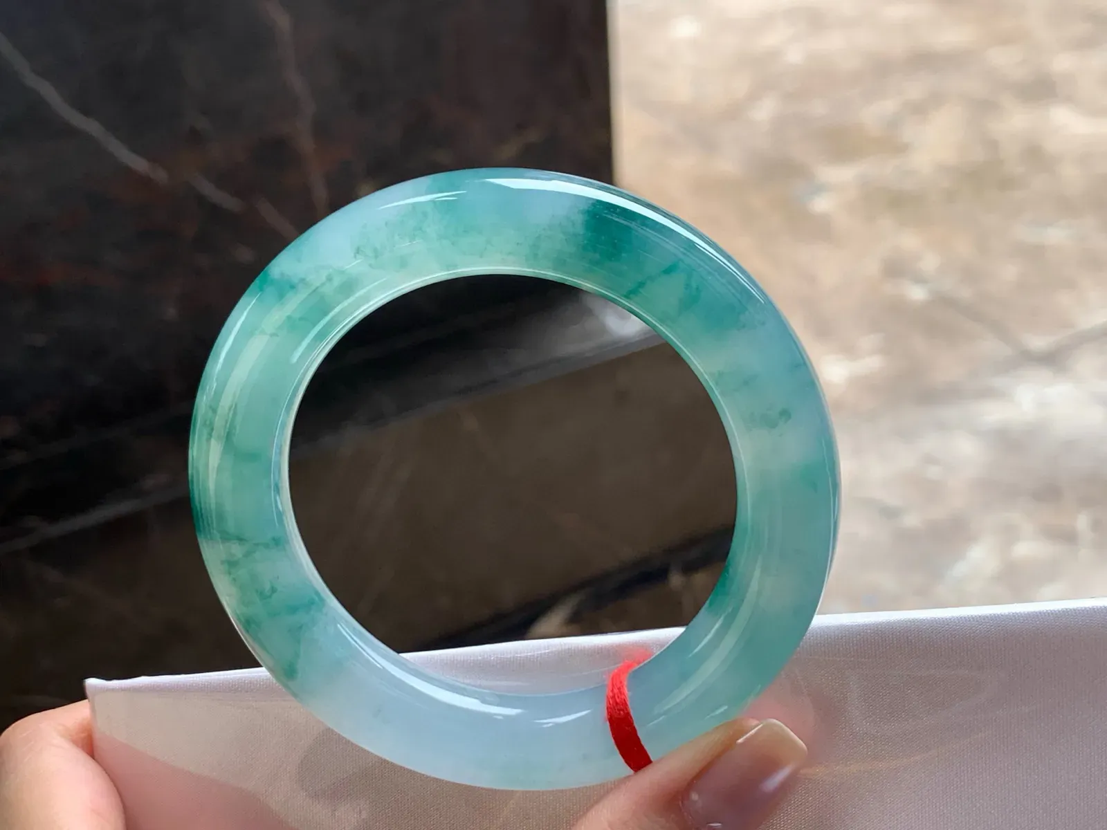 冰飘花福镯
水润56.6/12.3mm