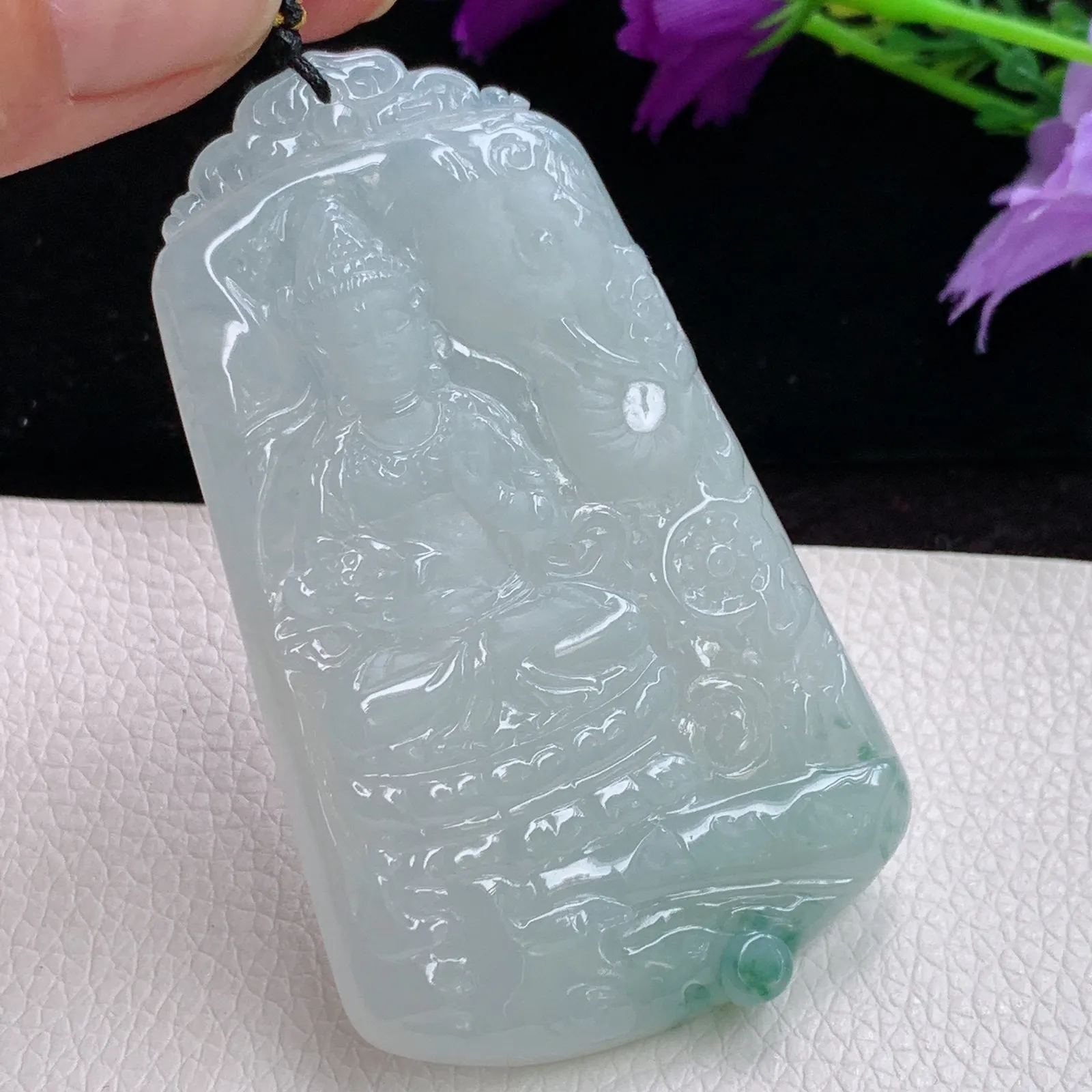 kh实拍67.3*40*6天然翡翠精雕冰润飘花生肖守护神普贤菩萨玉吊坠