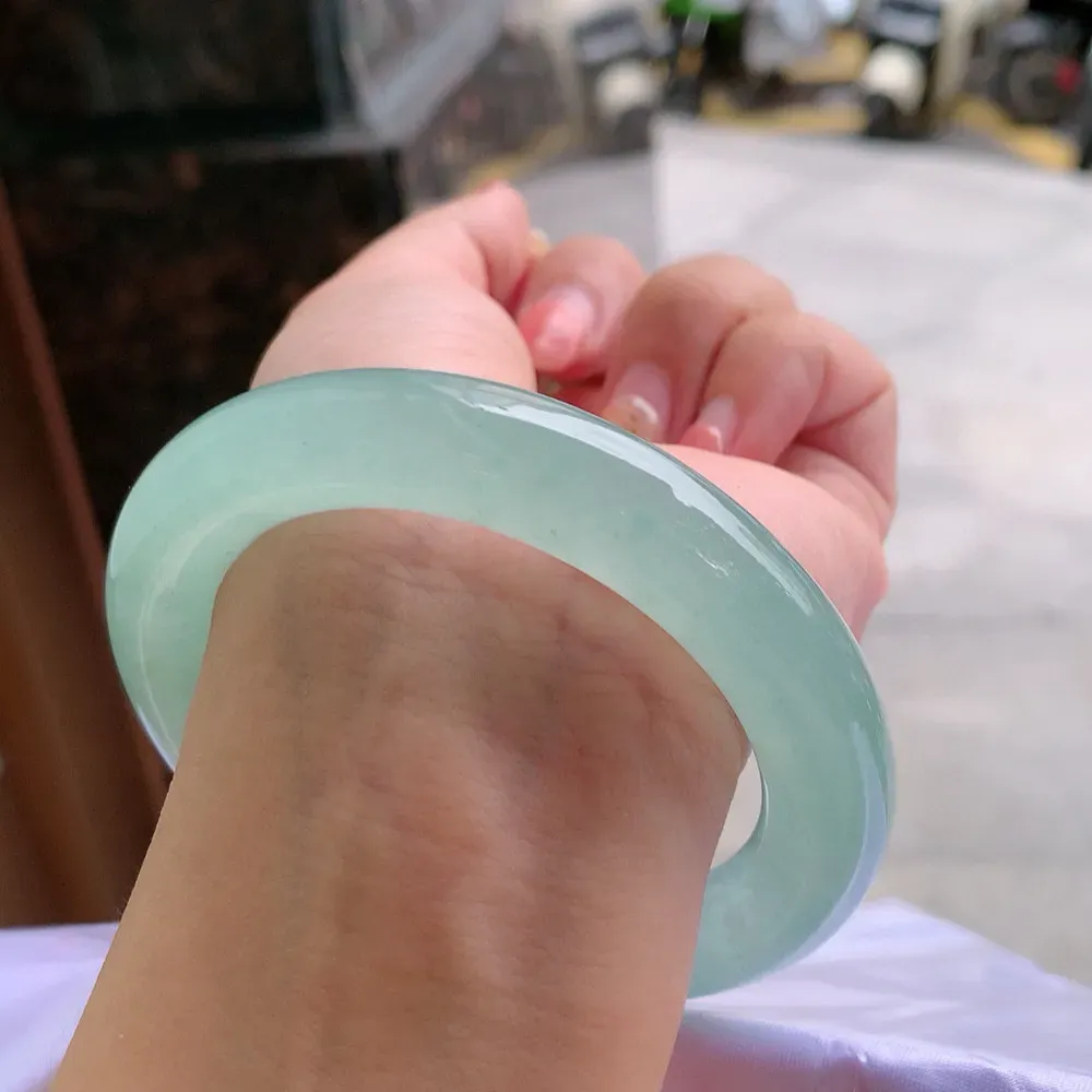 圆条冰玻甜绿 无瑕 尺寸:57.4/11.8 种水好