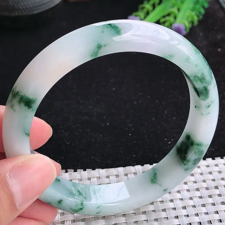 自然光62.5/12.5/8.8老坑精美冰润飘花大圈口手镯翡翠玉镯收藏美人镯