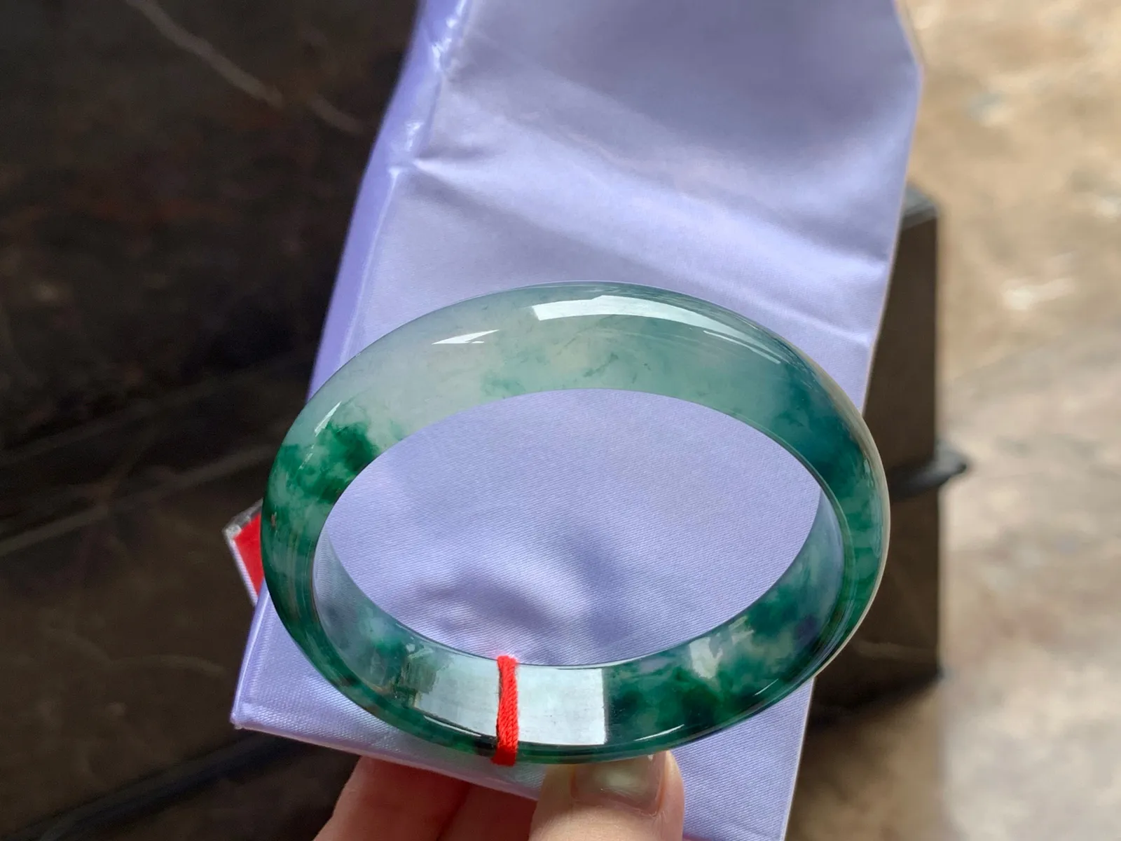 冰飘花手镯
种老58.7/14.5/7mm