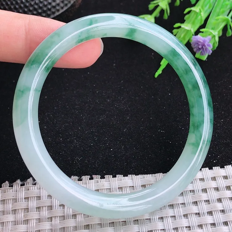 自然光53/8.2/8老坑冰胶水灵上啊细条圆条手镯翡翠玉镯收藏美人镯