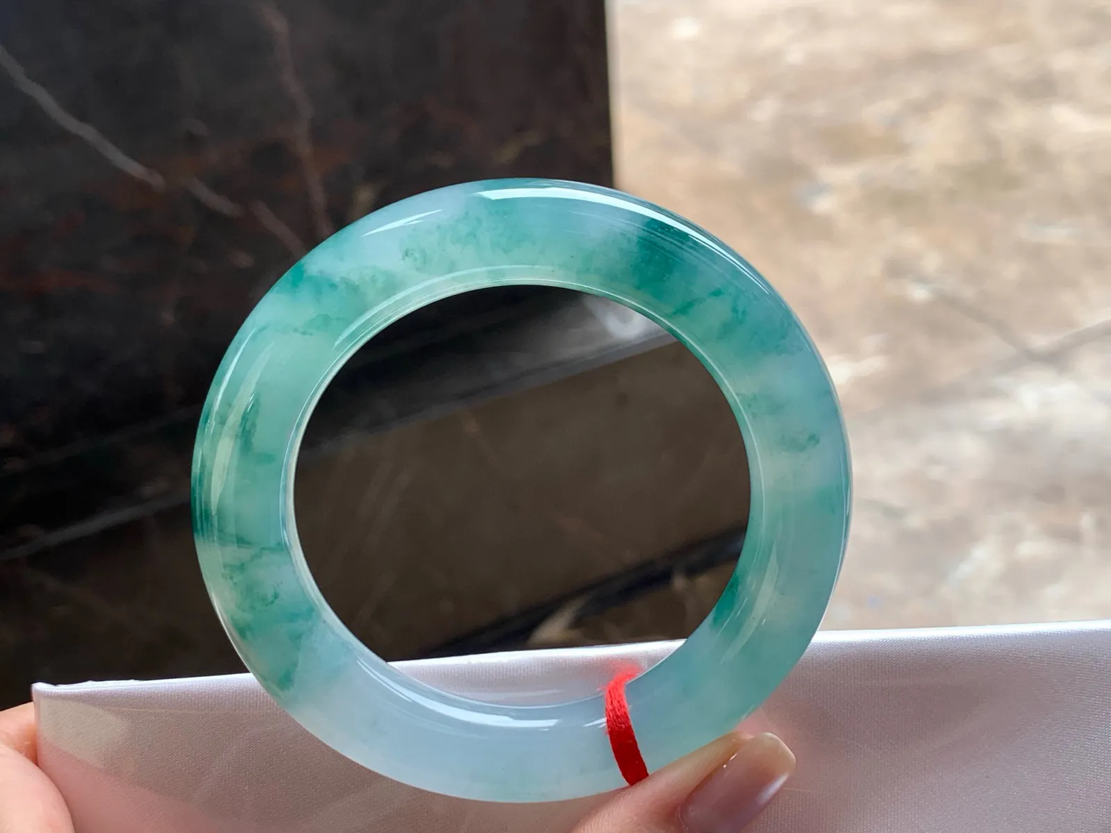 冰飘花福镯
水润56.6/12.3mm