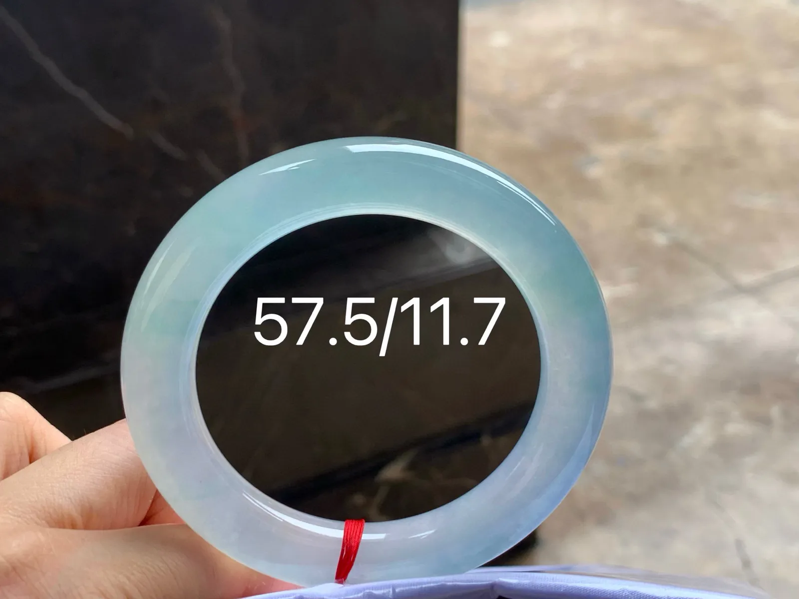 冰种福镯
种老57.5/11.7mm