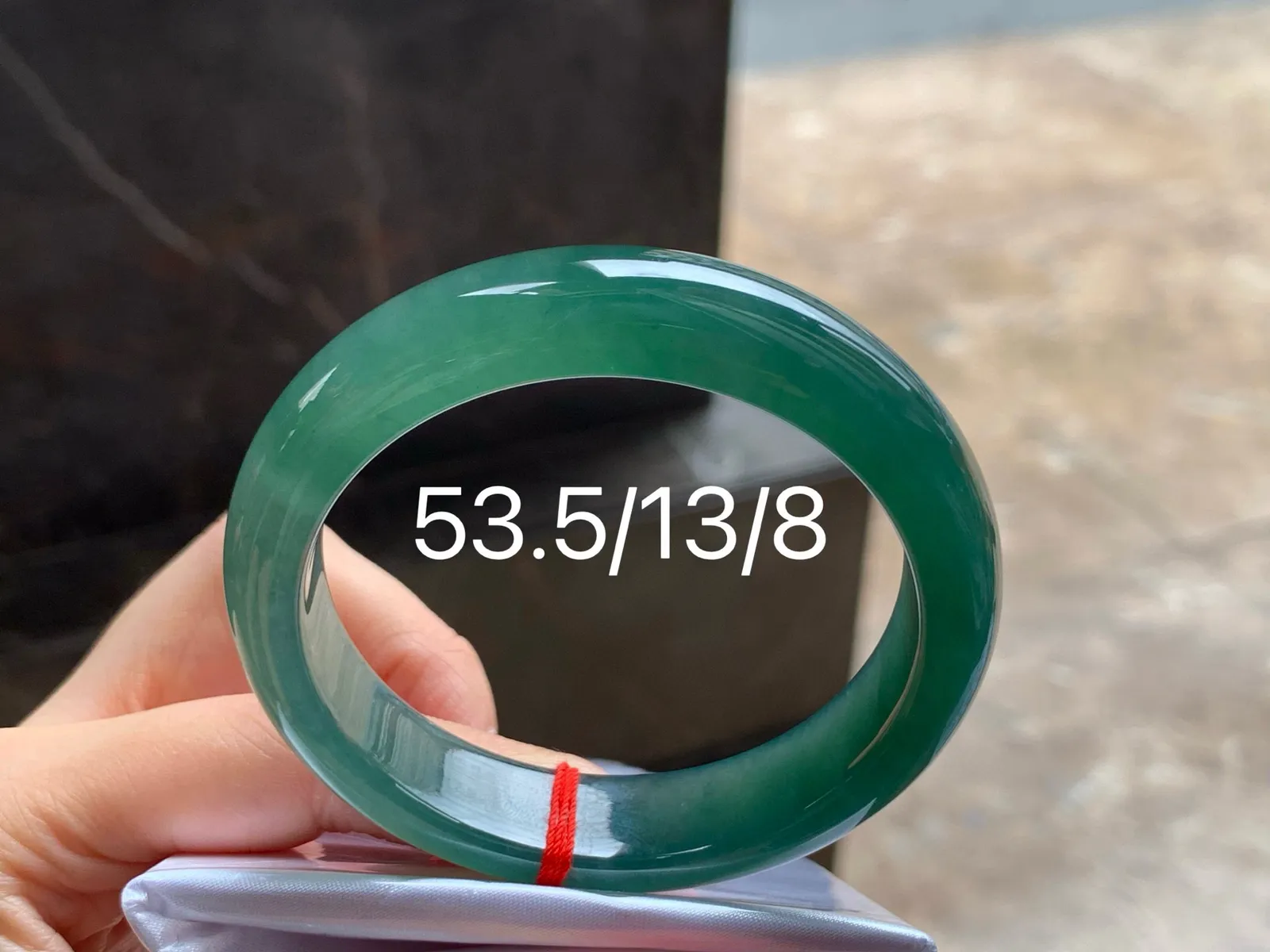 冰油青手镯
种老53.5/13/8mm