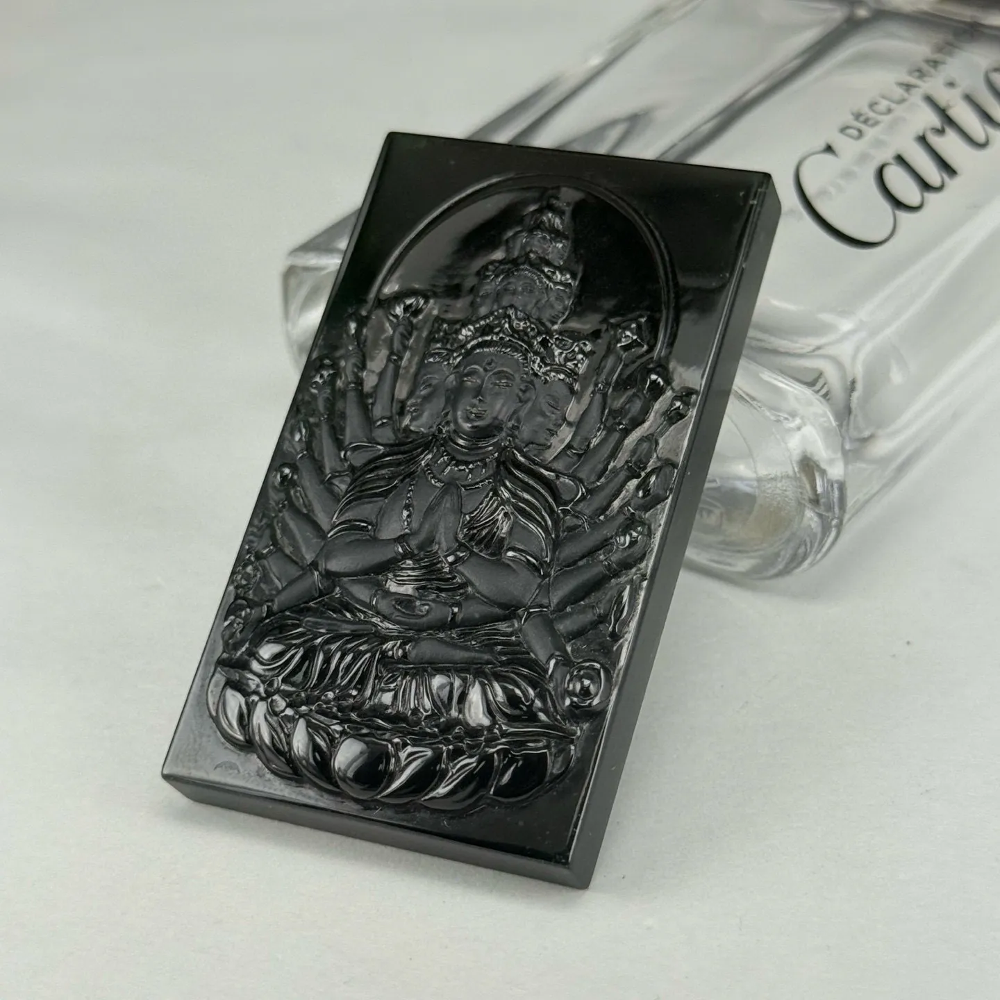 精品墨翠千手观音 种好色正 黑度极好 打灯通透 油性十足 尺寸60.4