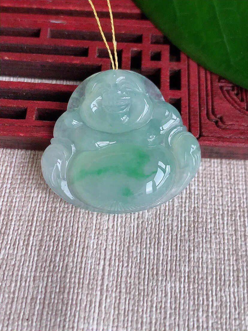 a货翡翠老坑冰种飘绿佛公吊坠 尺寸29.7×32×6mm 重量9.11g 0702
