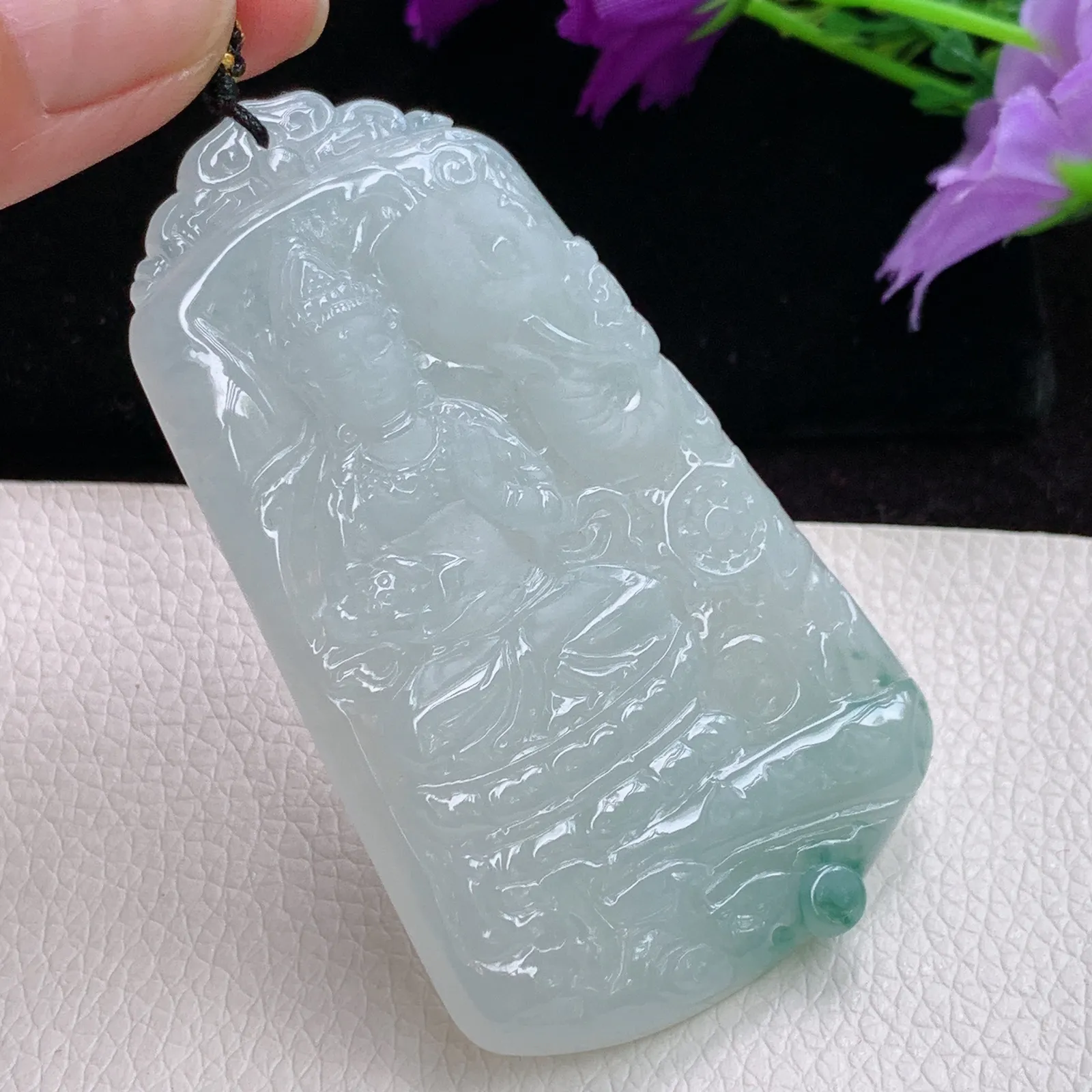 kh实拍67.3*40*6天然翡翠精雕冰润飘花生肖守护神普贤菩萨玉吊坠 玉挂件