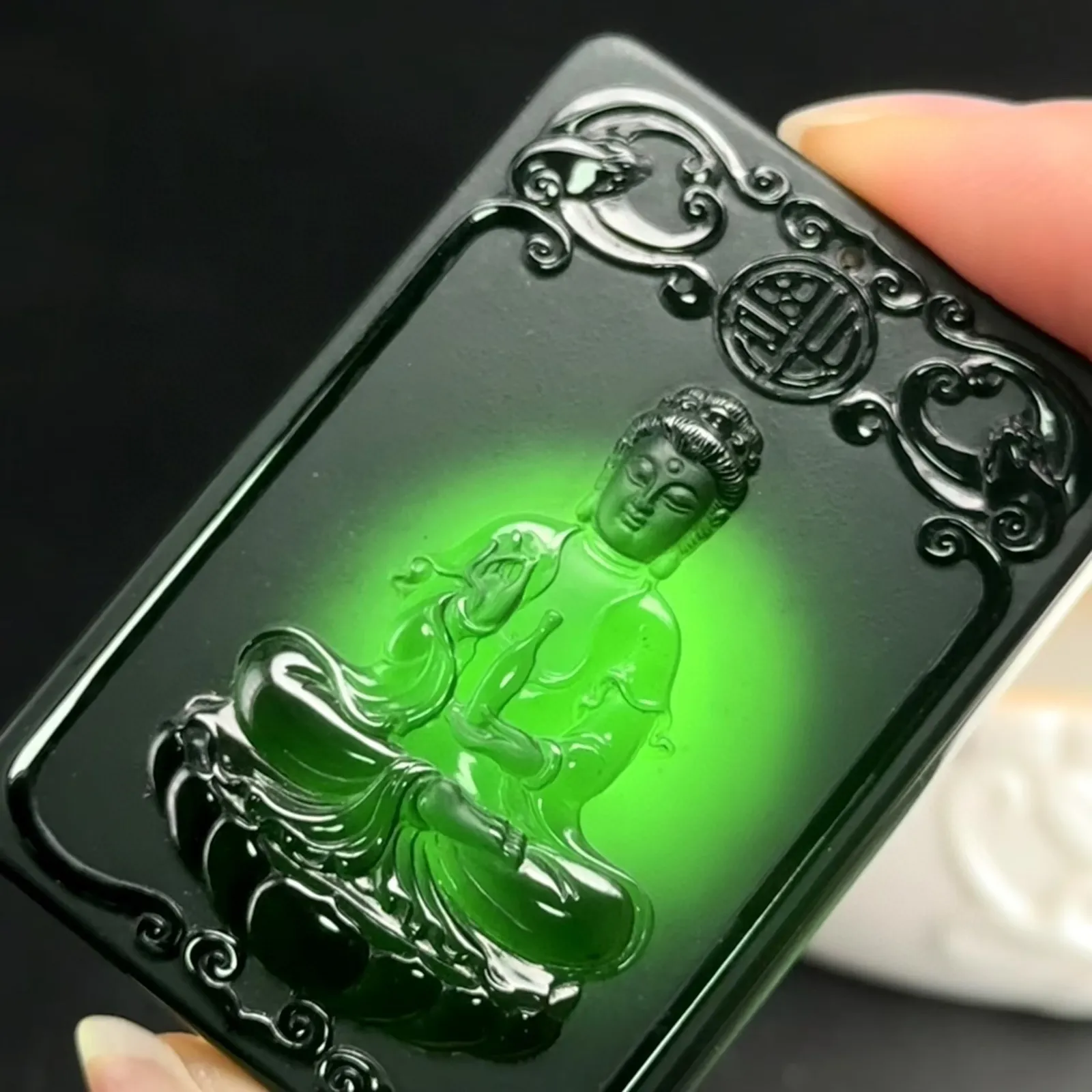 精品墨翠观音 种好色正 打灯通透 油性十足